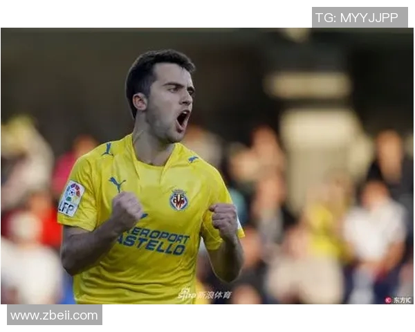 罗西与足球明星亲密合影展现友谊与激情的瞬间